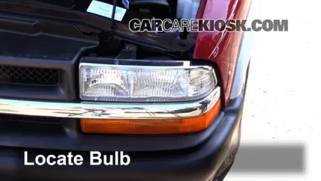 2003 Chevrolet S10 2.2L 4 Cyl. Standard Cab Pickup (2 Door) Lights Headlight (replace bulb)